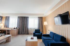 Aurora Hotel