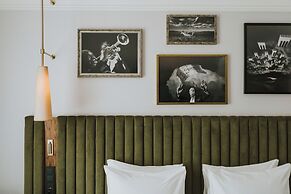 Hotel Saski Krakow, Curio Collection by Hilton
