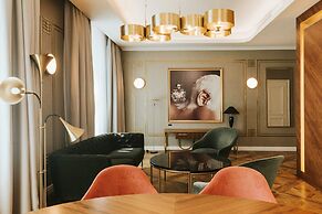 Hotel Saski Krakow, Curio Collection by Hilton