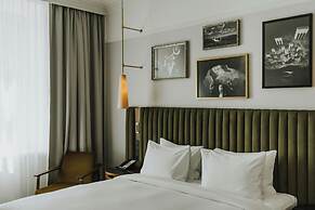 Hotel Saski Krakow, Curio Collection by Hilton