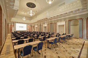 Hotel Saski Krakow, Curio Collection by Hilton