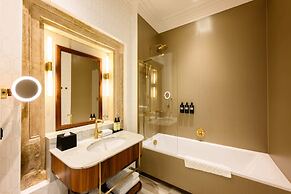 Hotel Saski Krakow, Curio Collection by Hilton