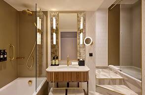 Hotel Saski Krakow, Curio Collection by Hilton