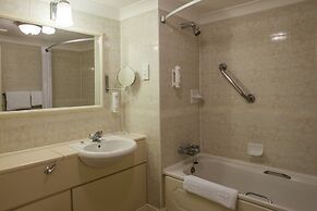 Holiday Inn Reading West by IHG