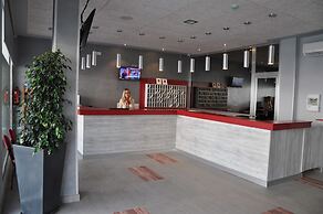 Safari Hotel