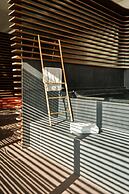 Roomers Frankfurt Central, Autograph Collection