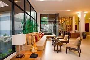 Peach Blossom Resort
