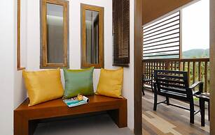 Peach Blossom Resort