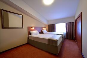 Minotel Barsam Suites