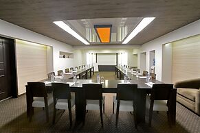 Minotel Barsam Suites