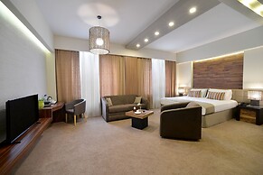 Minotel Barsam Suites