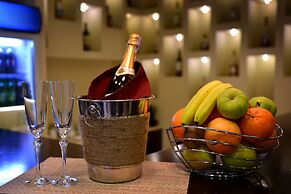 Minotel Barsam Suites