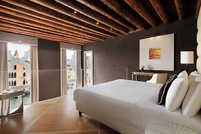 Sina Centurion Palace