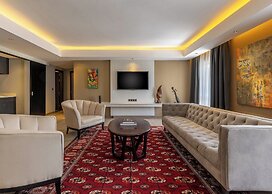 Tribe Hotel