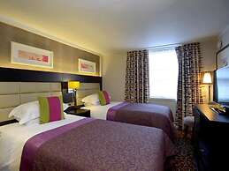 The Lensbury Resort