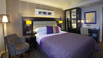 The Lensbury Resort