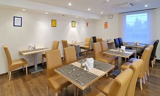 Promenade Hotel by Mellow Mood Hotels
