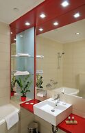 Promenade Hotel by Mellow Mood Hotels