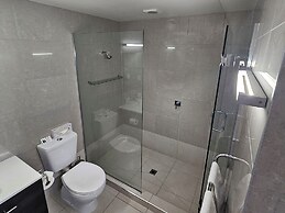 Sea Spray Suites