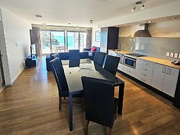 Sea Spray Suites