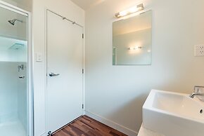 Sea Spray Suites