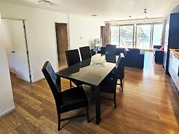 Sea Spray Suites