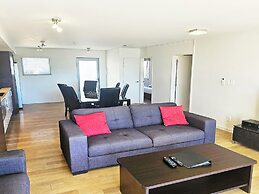 Sea Spray Suites