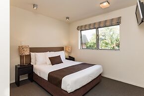 Sea Spray Suites