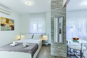 Stipe Residence