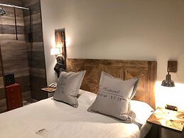 Best Western Maison B Hotel