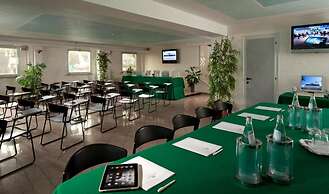 Best Western Maison B Hotel