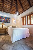 Natura Cabana Boutique Hotel & Spa