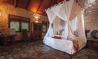 Natura Cabana Boutique Hotel & Spa