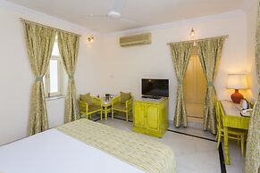 Garden Hotel
