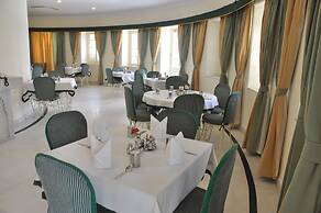 Garden Hotel