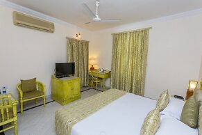 Garden Hotel