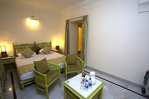 Garden Hotel
