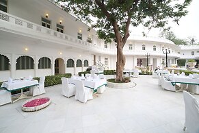 Garden Hotel