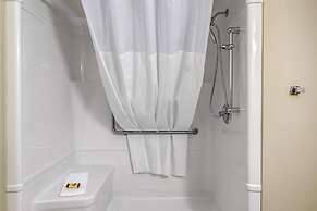 Best Western Plus Fredericton Hotel & Suites