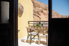 Bedouin Moon Hotel