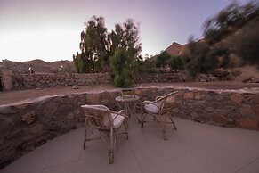 Bedouin Moon Hotel