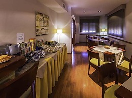 Hotel Midama
