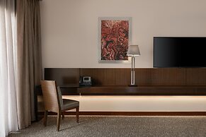 Dusit Thani LakeView Cairo