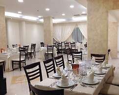 Cliffs Hotel