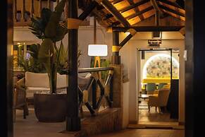 Hotel Zen Airport with Free shuttle