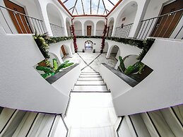 Hotel Zen Airport with Free shuttle