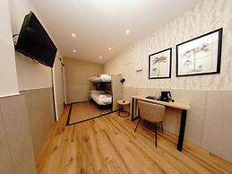 Hotel Zen Airport with Free shuttle