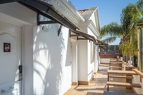 Hotel Zen Airport with Free shuttle