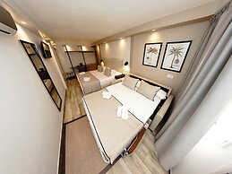 Hotel Zen Airport with Free shuttle