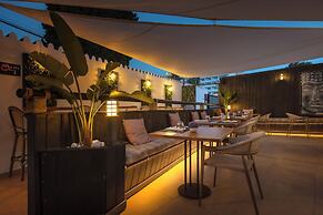 Hotel Zen Airport with Free shuttle